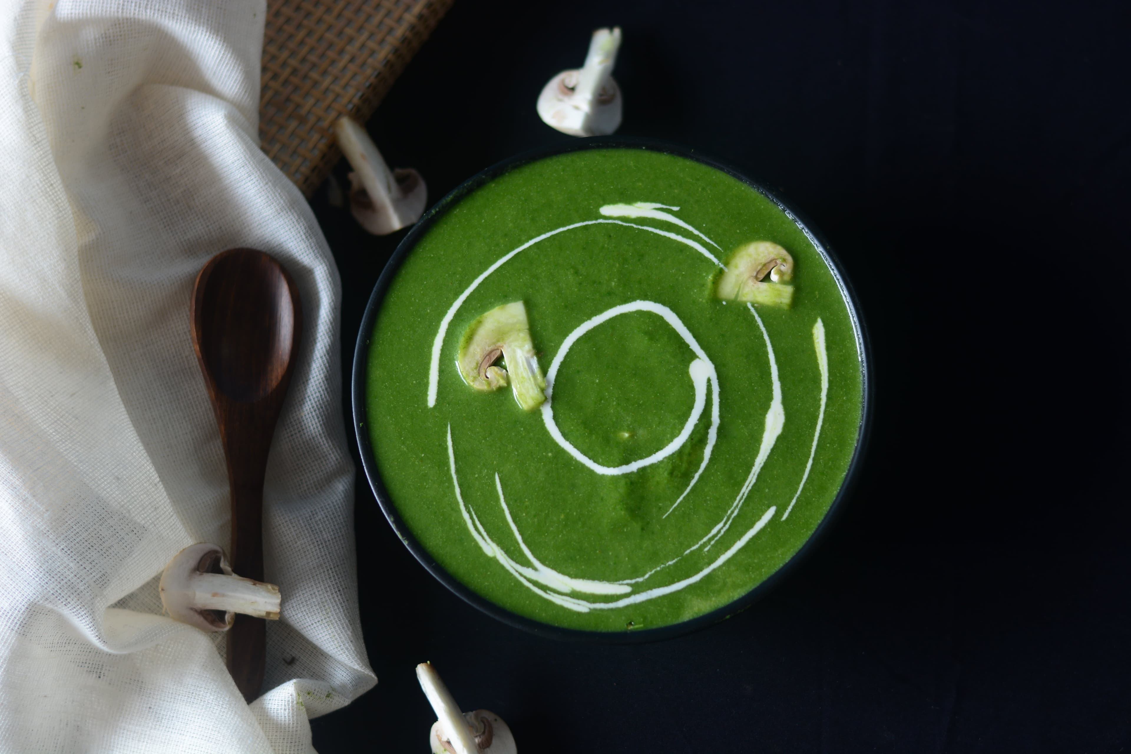 Green Power Spinach and Mushroom Soup